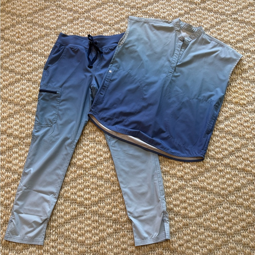 FIGS Blue Ombré Scrubs Set